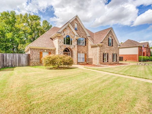 7011 ALDER WOOD DR, Millington, TN 38053