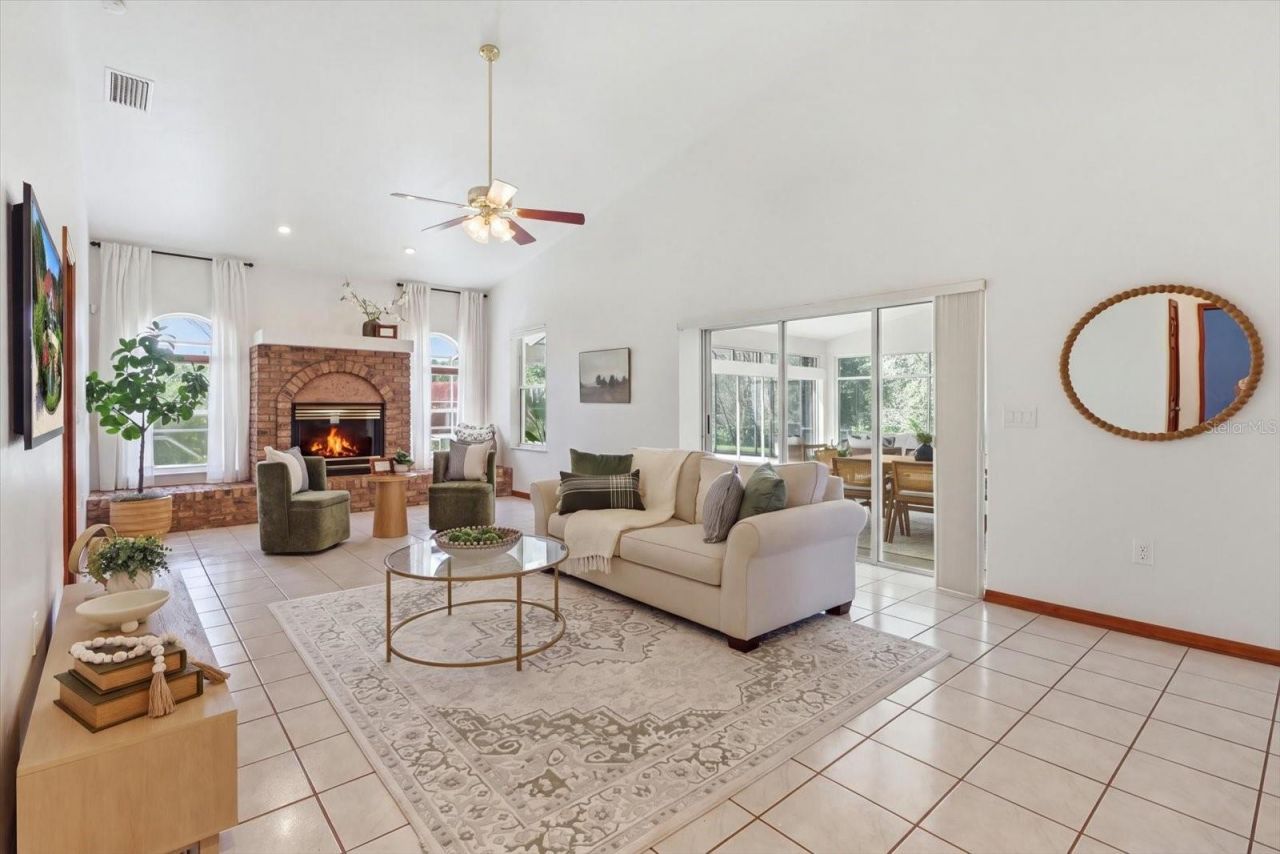 546 W Fenway Drive, Hernando, FL 34442 Photo