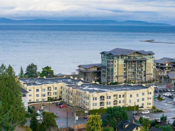 220 Island Hwy W, Unit #405, Parksville, BC V9P 2P3