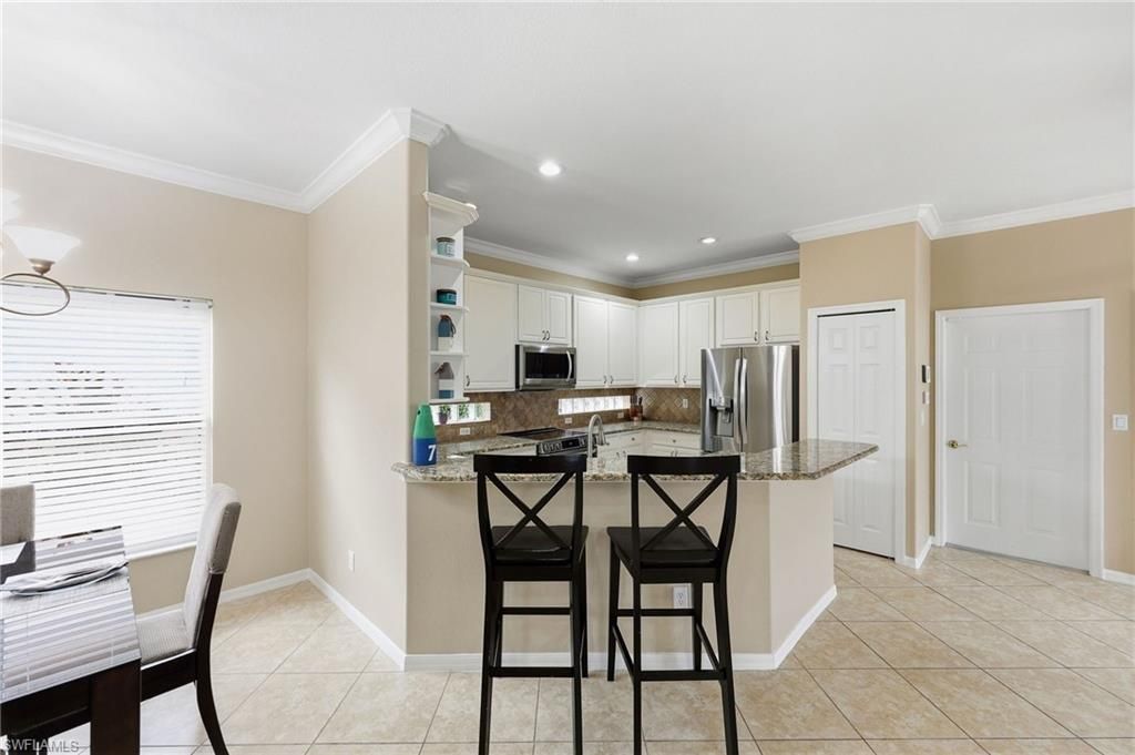 104 Glen Eagle Cir, Naples, FL 34104 Photo