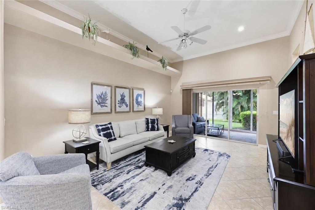 104 Glen Eagle Cir, Naples, FL 34104 Photo