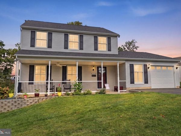 335 BERKSHIRE ROAD , FAIRLESS HILLS, PA 19030