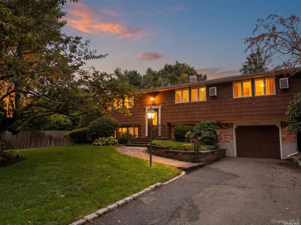 4 Fairway Drive, Port Jefferson Station, NY 11776