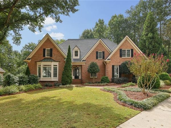 2237 Old Brooke Lane, Dunwoody, GA 30338