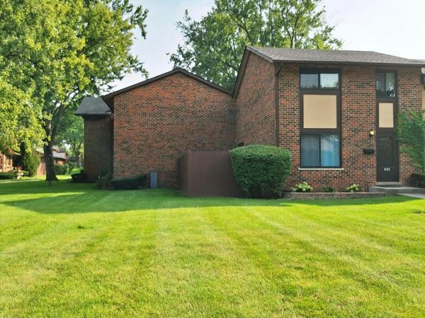 18W085 14th Street, Villa Park, IL 60181