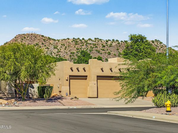 9526 E GREENWAY Street, Mesa, AZ 85207