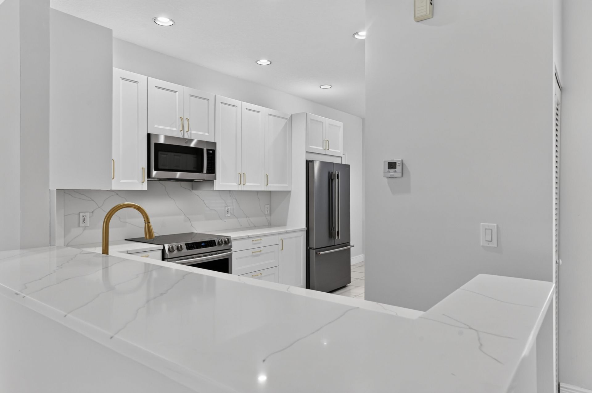 9818 Crescent View Drive S, Boynton Beach, FL 33437 Photo