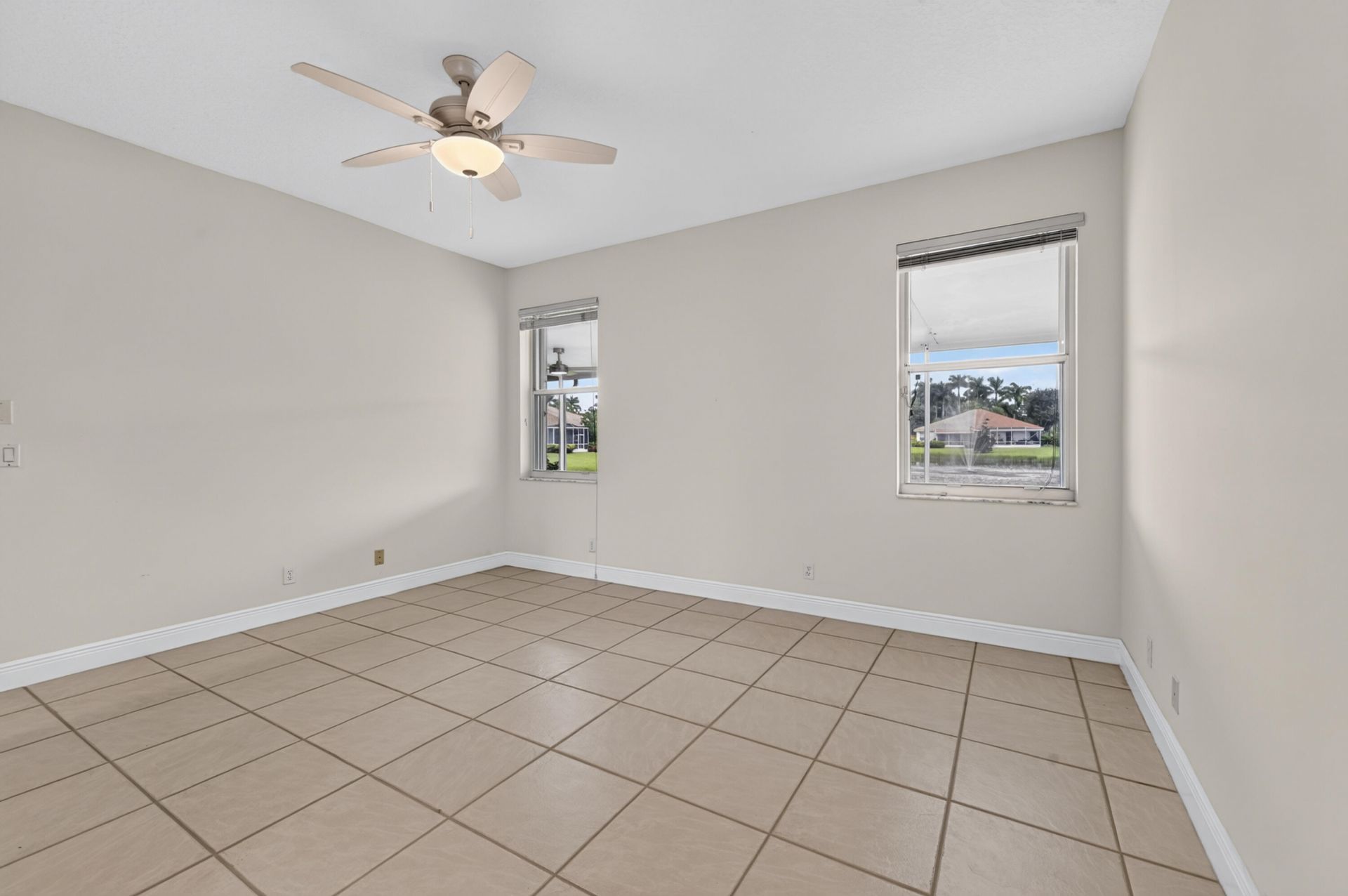 9818 Crescent View Drive S, Boynton Beach, FL 33437 Photo