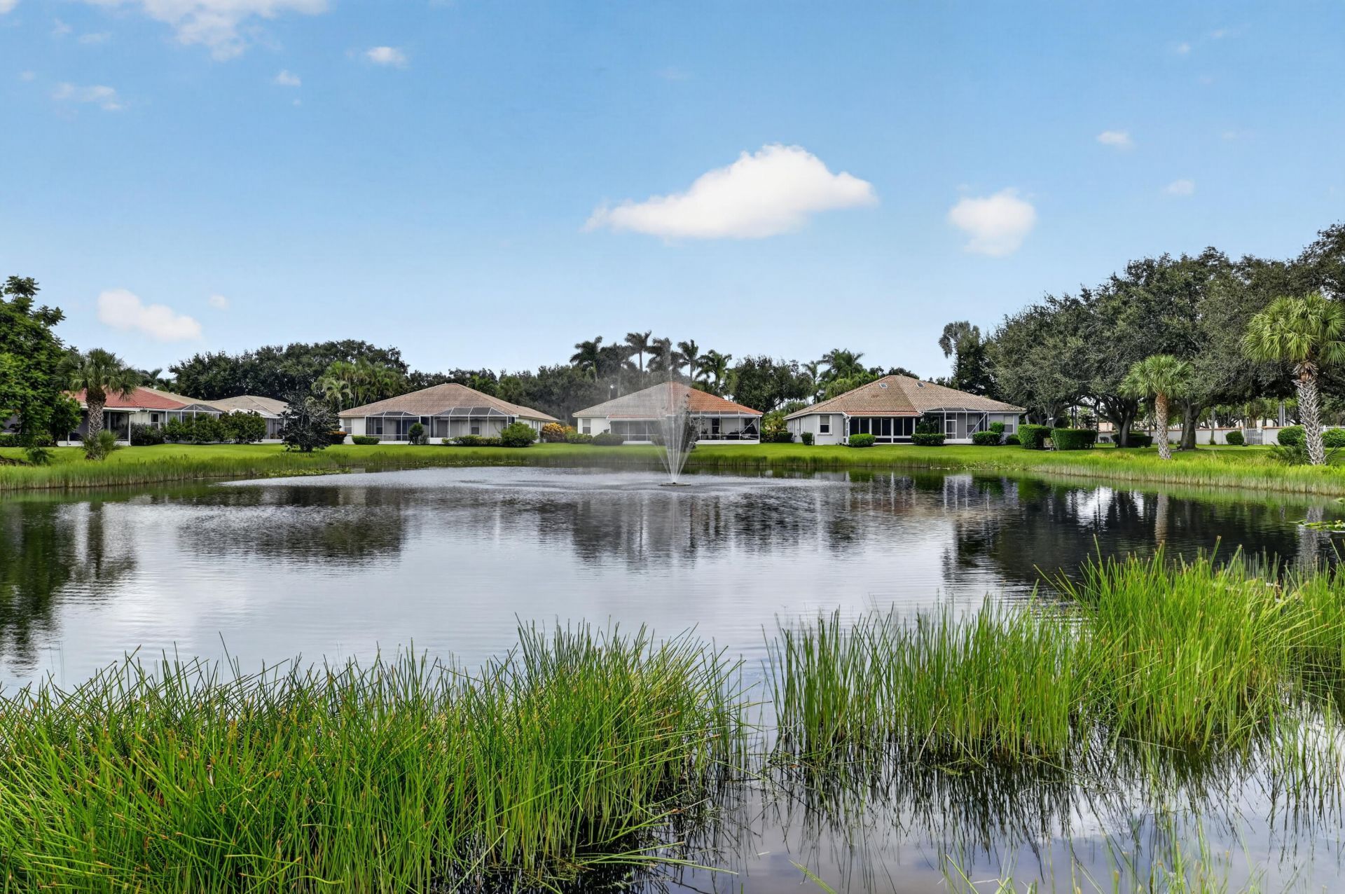 9818 Crescent View Drive S, Boynton Beach, FL 33437 Photo