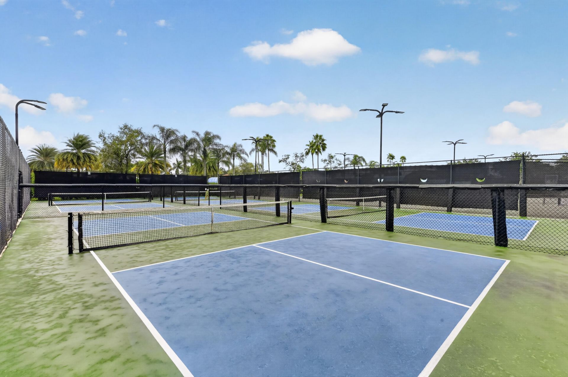 9818 Crescent View Drive S, Boynton Beach, FL 33437 Photo