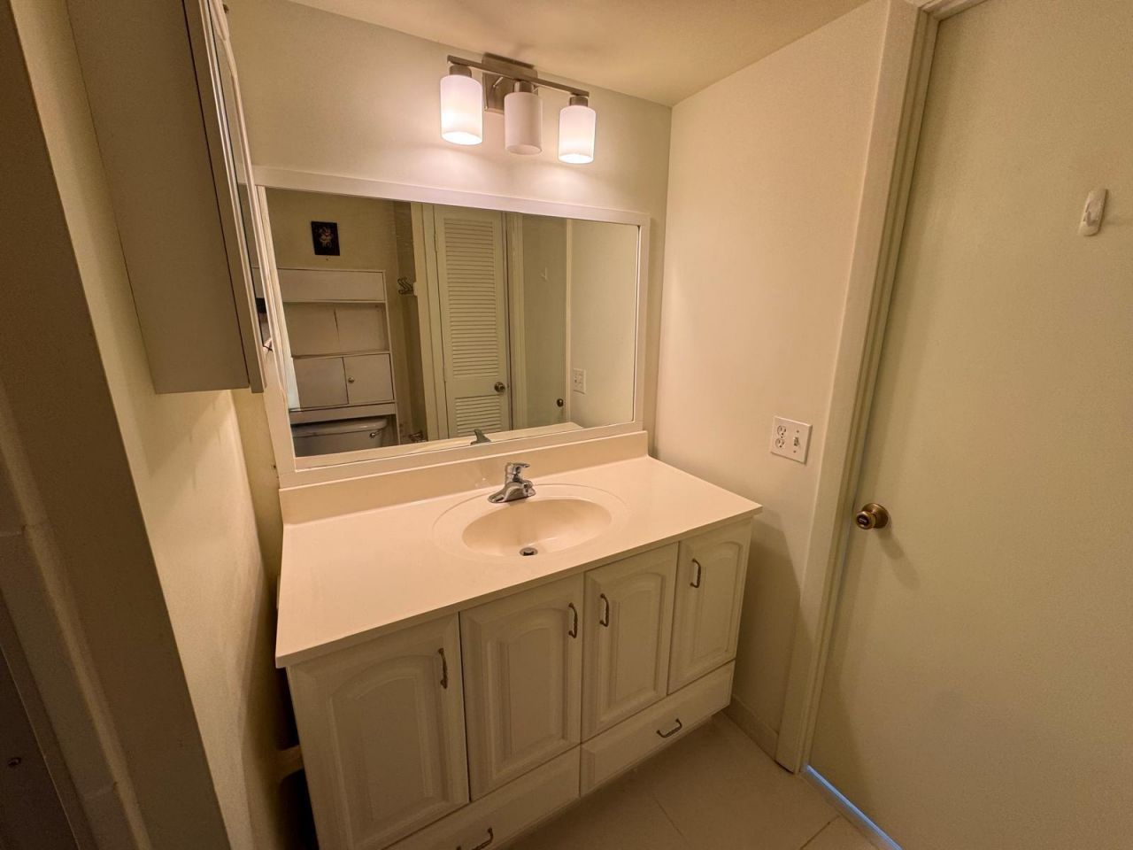 9660 Sunrise Lakes Boulevard, Unit 202, Sunrise, FL 33322 Photo