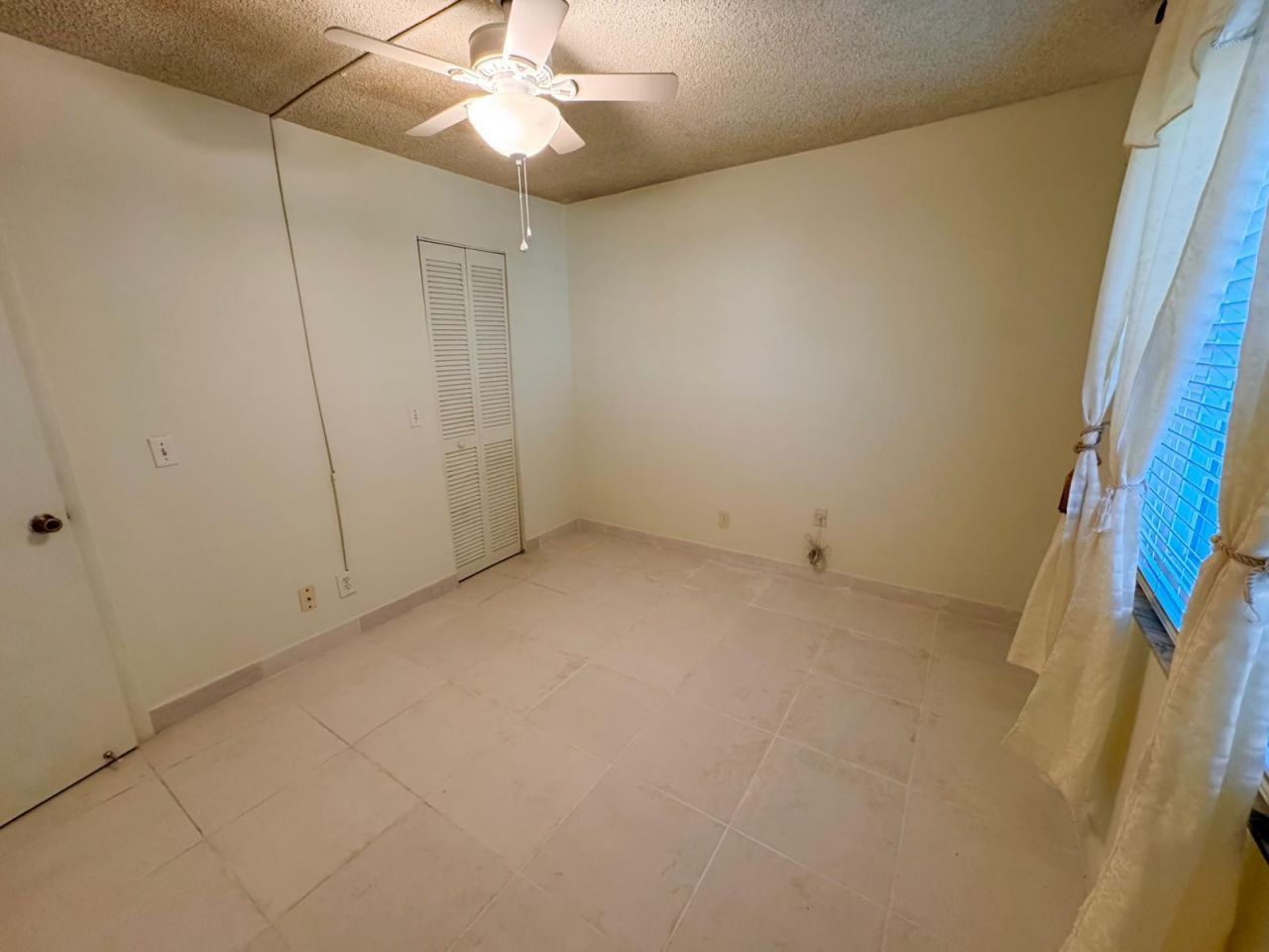 9660 Sunrise Lakes Boulevard, Unit 202, Sunrise, FL 33322 Photo
