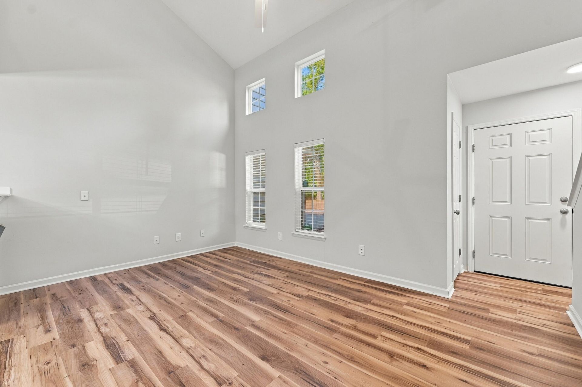101 Amberwood Drive Photo 18