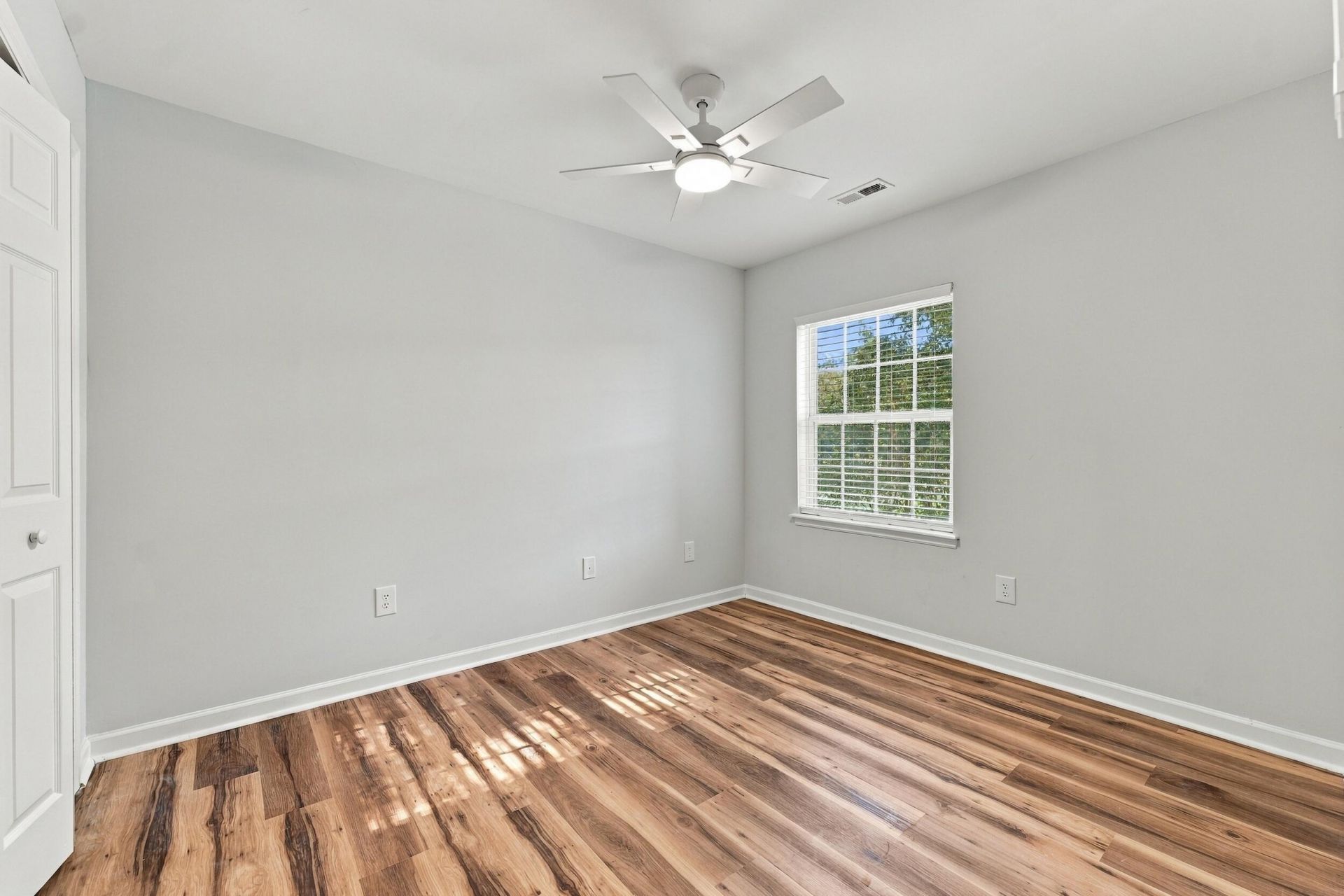 101 Amberwood Drive Photo 22
