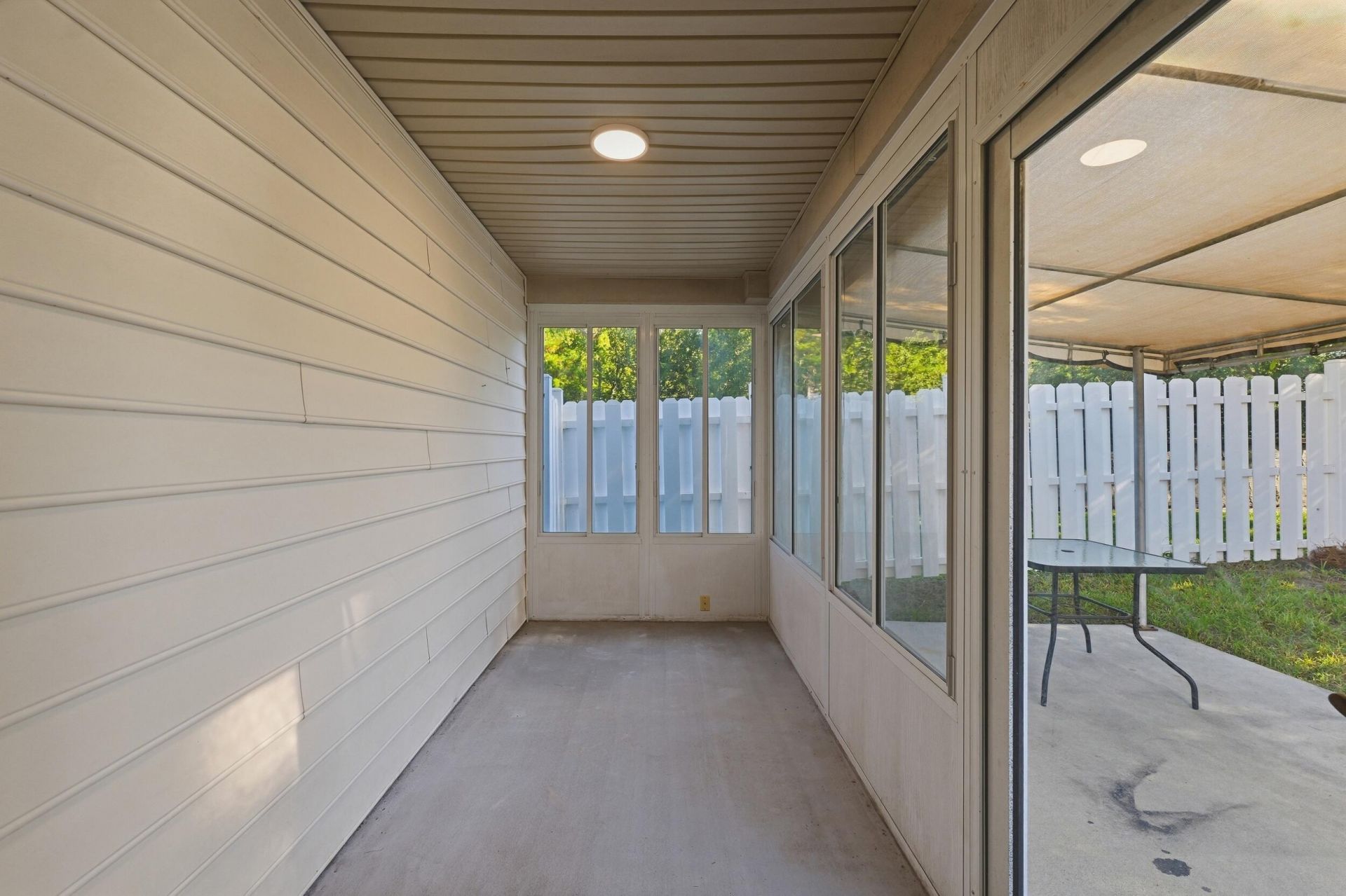 101 Amberwood Drive Photo 23