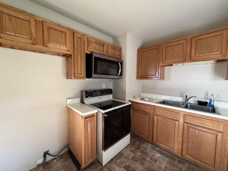 907 E Rose Street, Springfield, OH 45505 Photo 7