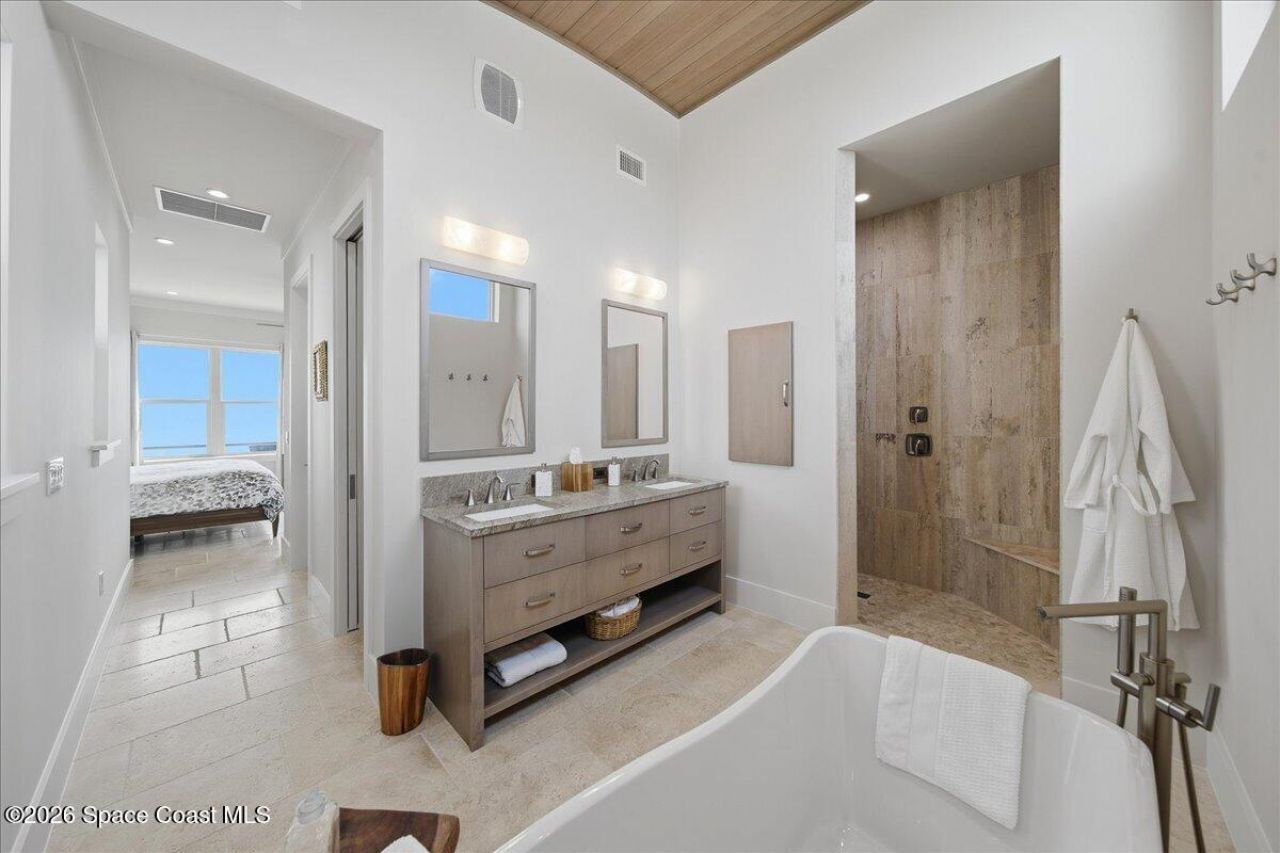 7829 S Hwy A1a, Melbourne Beach, FL 32951 Photo