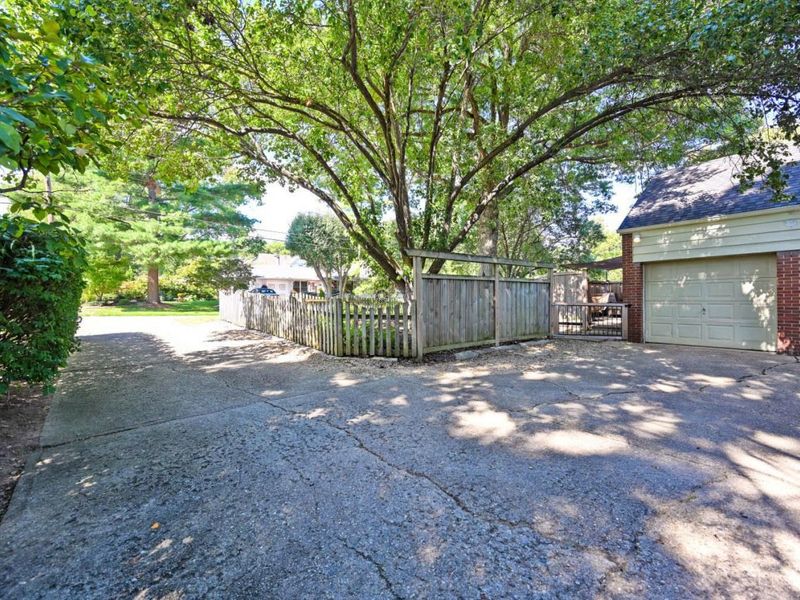 1433 Teakwood Avenue, Cincinnati, OH 45224 Photo 49