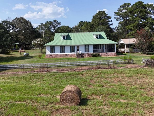 391 County Road 16, Centre, AL 35960