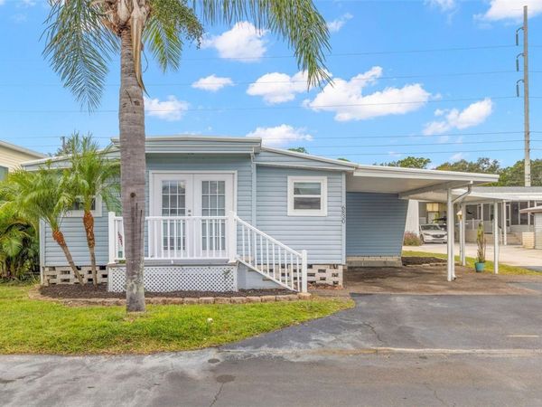 6830 AMERICANA DRIVE NE, Unit 127, ST PETERSBURG, FL 33702