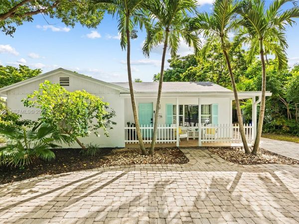 716 NE 11th Ave , Pompano Beach, FL 33060