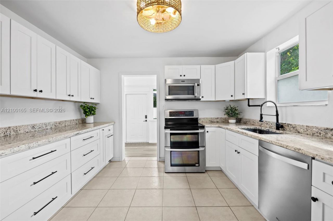 716 NE 11th Ave , Pompano Beach, FL 33060 Photo