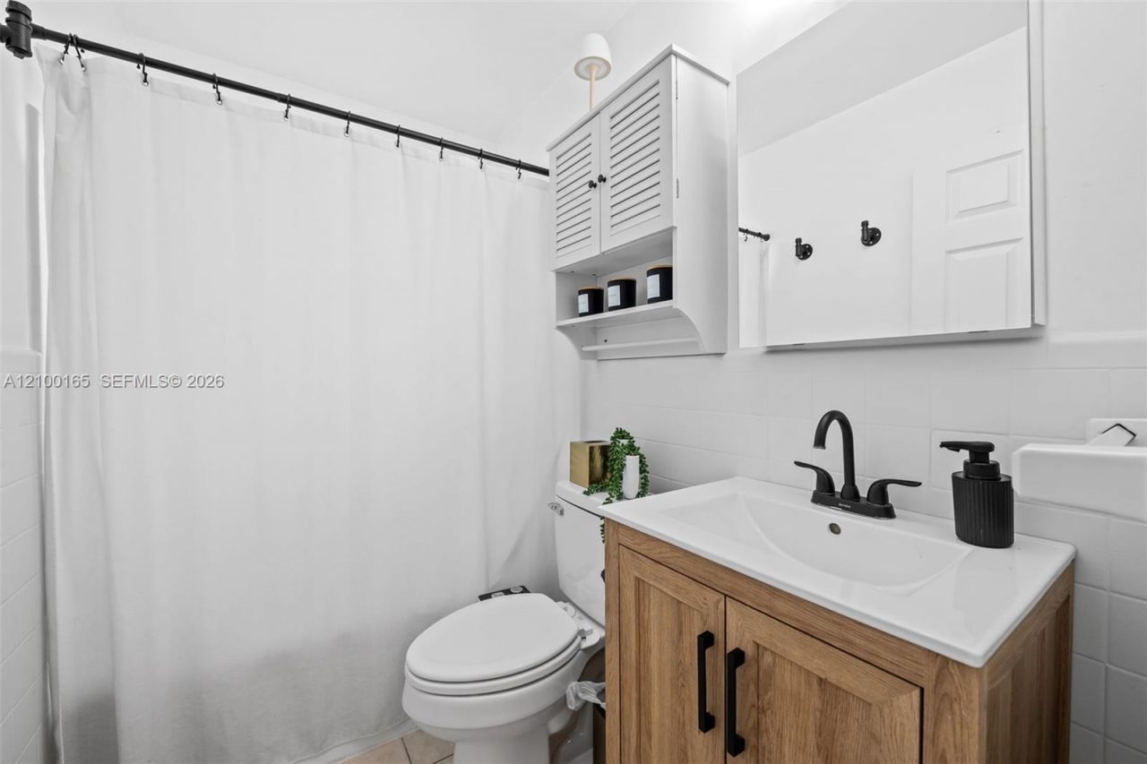 716 NE 11th Ave , Pompano Beach, FL 33060 Photo
