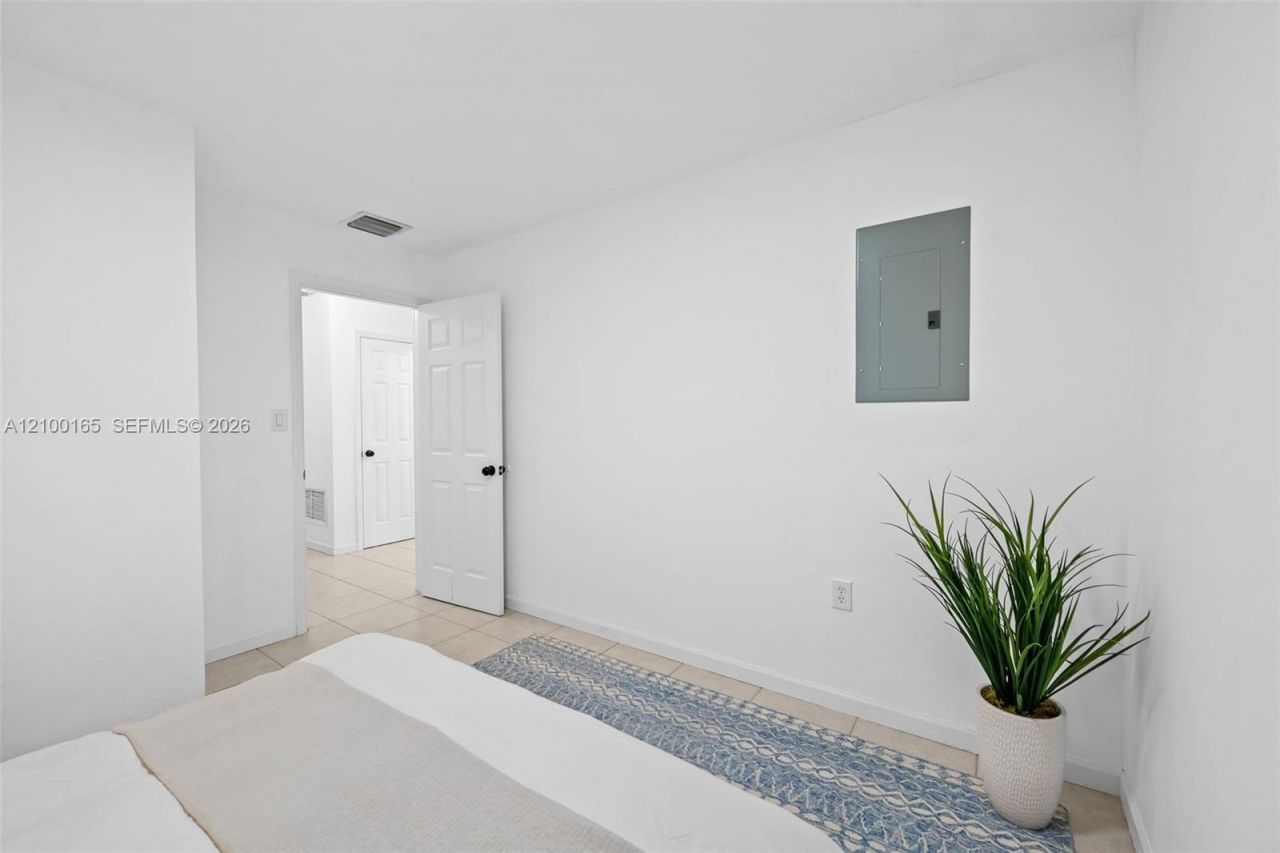 716 NE 11th Ave , Pompano Beach, FL 33060 Photo