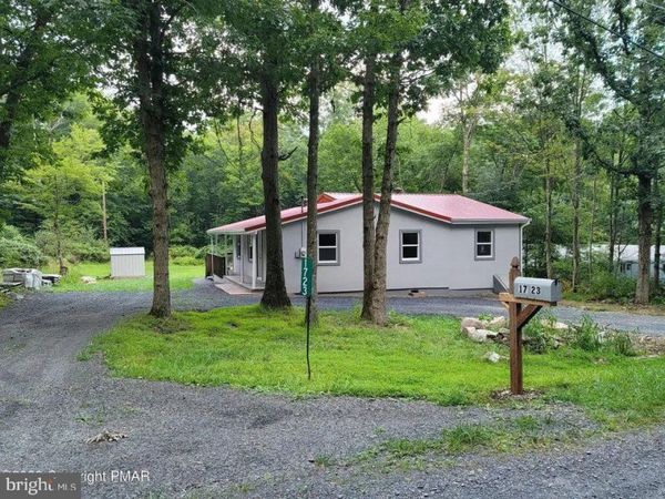 1723 BLUEGRASS LANE , EFFORT, PA 18330