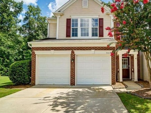 9017 Mcalwaine Preserve Avenue, Charlotte, NC 28277