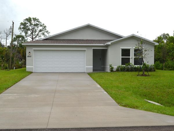 8201 Deland Avenue, Fort Pierce, FL 34951