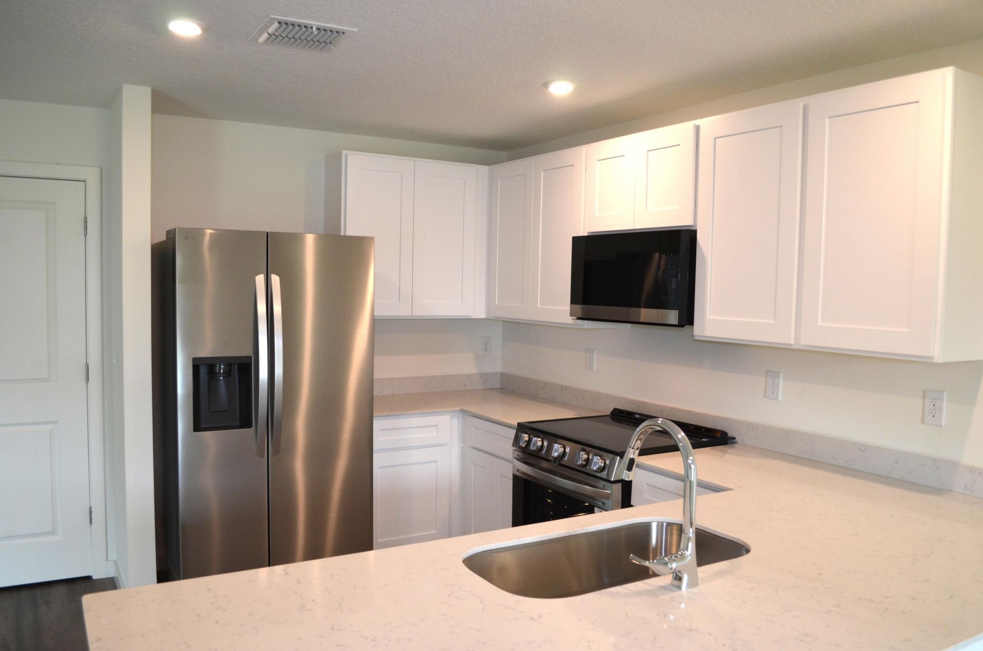 8201 Deland Avenue, Fort Pierce, FL 34951 Photo
