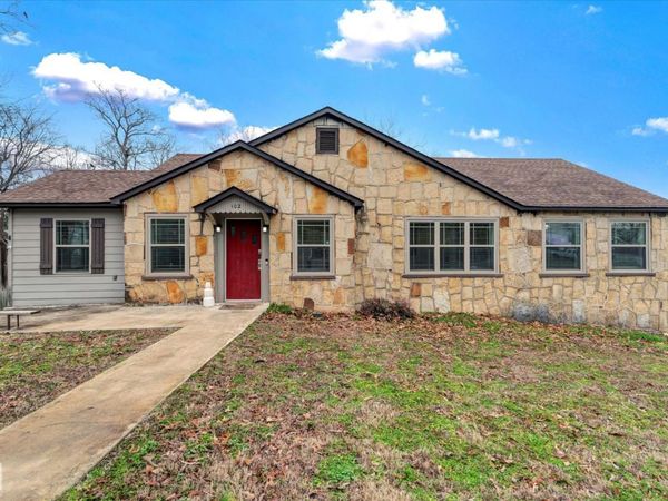 102 Olive Street, Pocahontas, AR 72455
