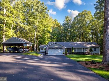 208 OAKWOOD DRIVE, MINERAL, VA 23117