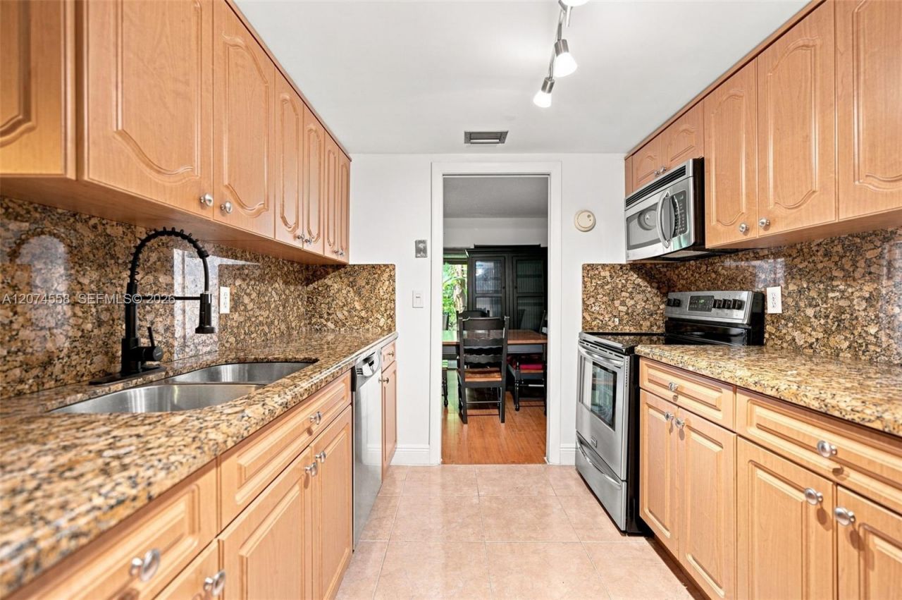 3212 N Pine Island Rd, Unit 603, Sunrise, FL 33351 Photo