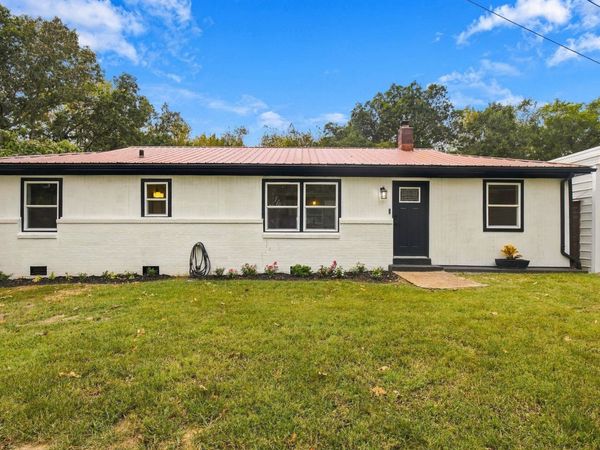 431 E Little Richland Rd , Waverly, TN 37185
