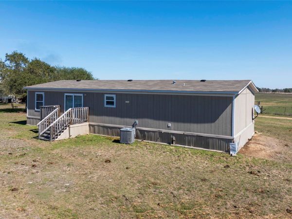 5133 W Us Highway 90, Schulenburg, TX 78956