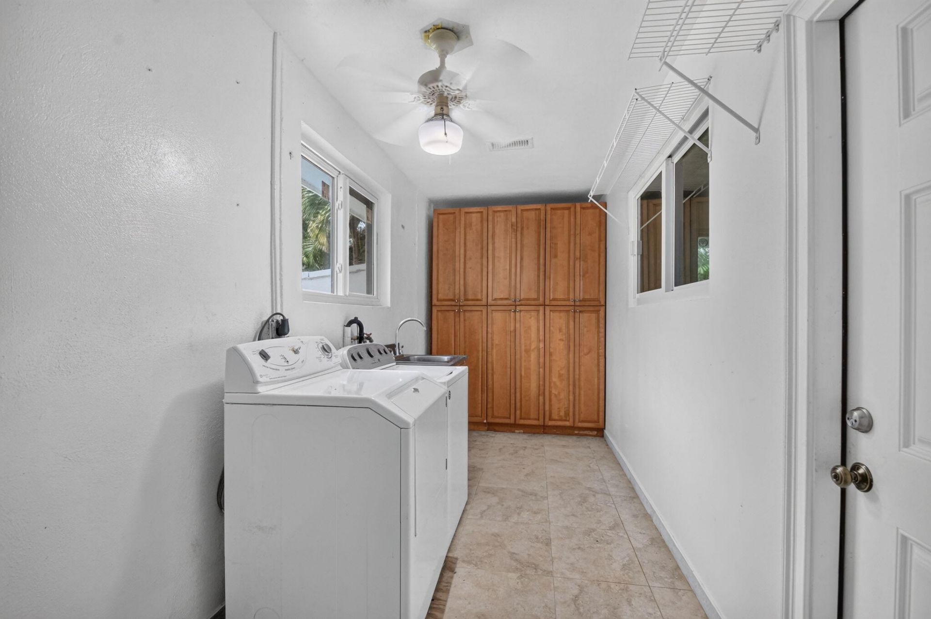 8 Bell Lane, West Palm Beach, FL 33406 Photo