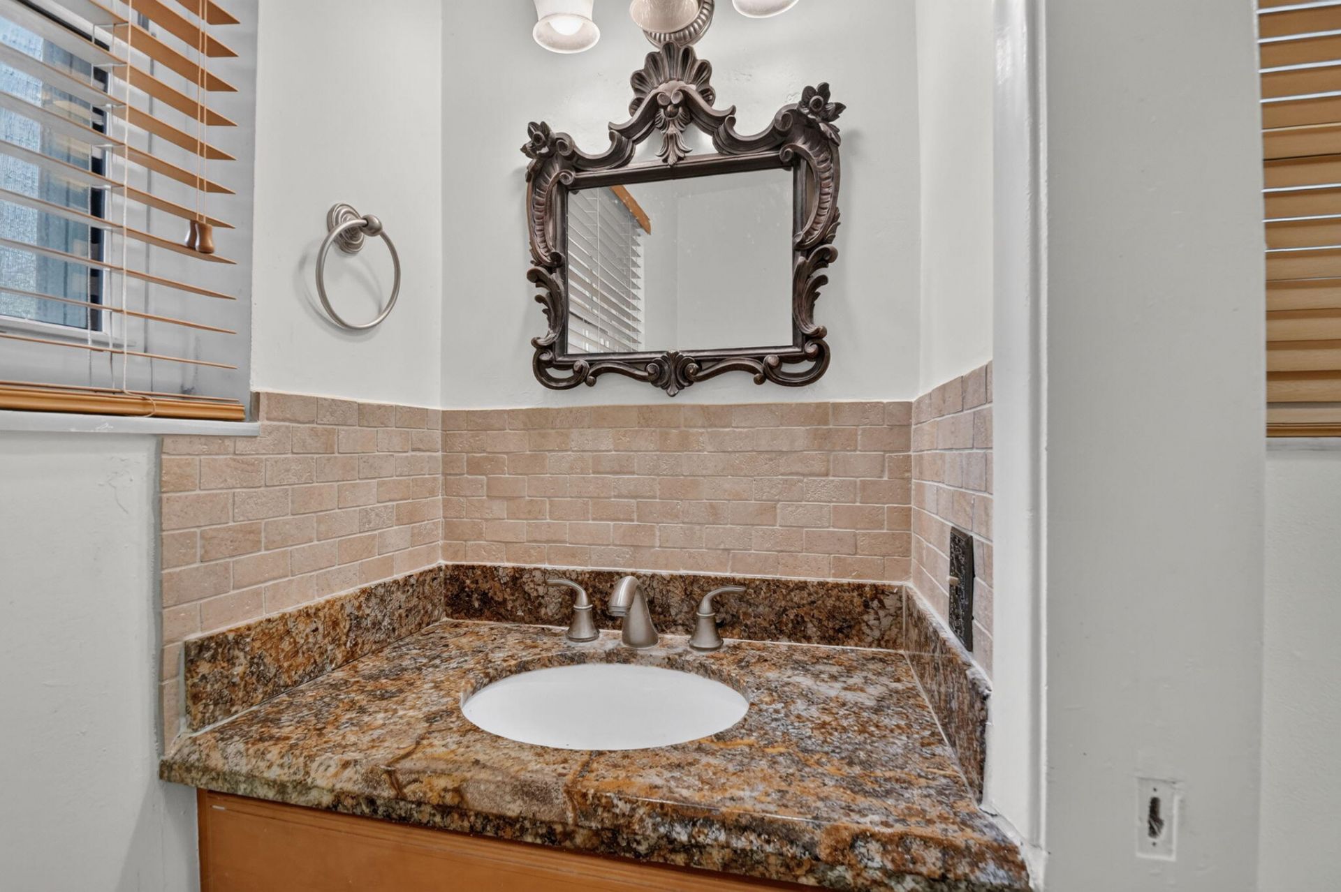 8 Bell Lane, West Palm Beach, FL 33406 Photo