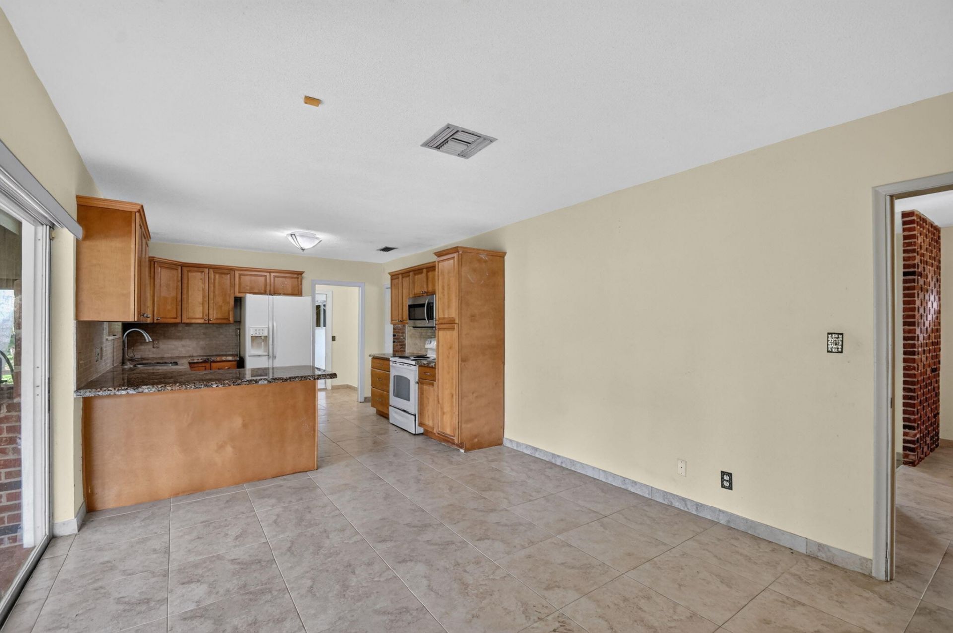8 Bell Lane, West Palm Beach, FL 33406 Photo