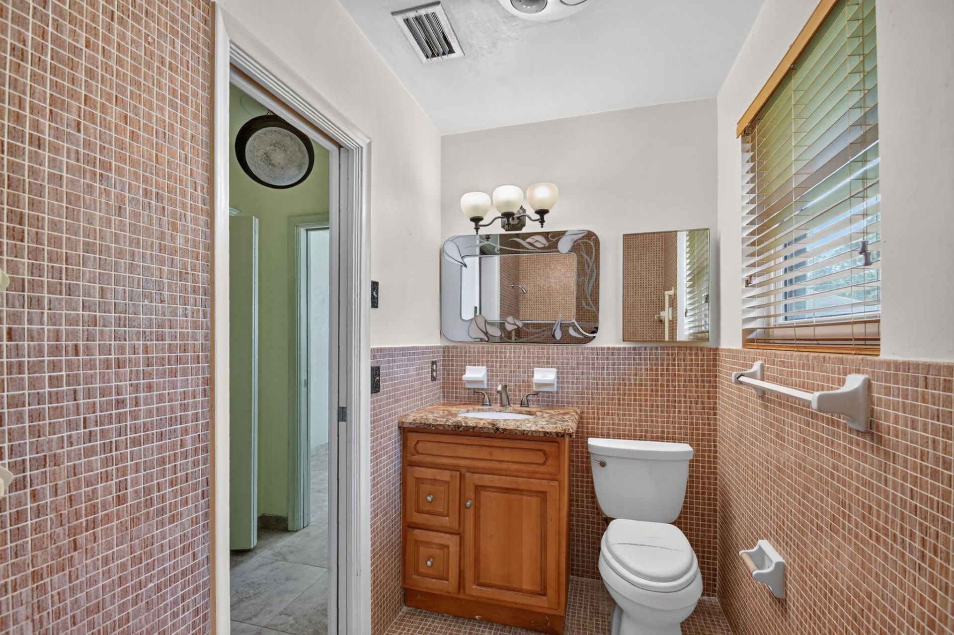 8 Bell Lane, West Palm Beach, FL 33406 Photo