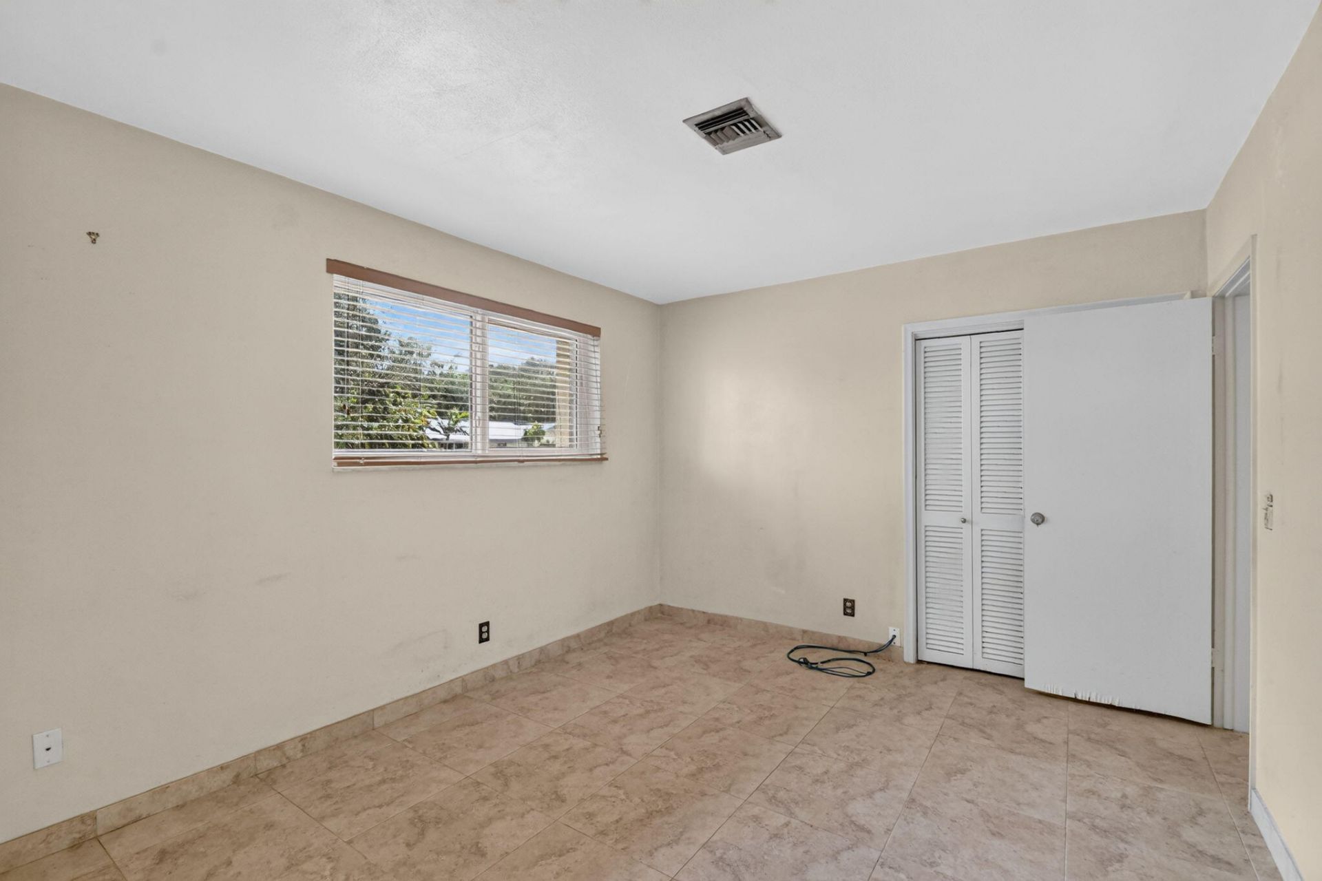 8 Bell Lane, West Palm Beach, FL 33406 Photo