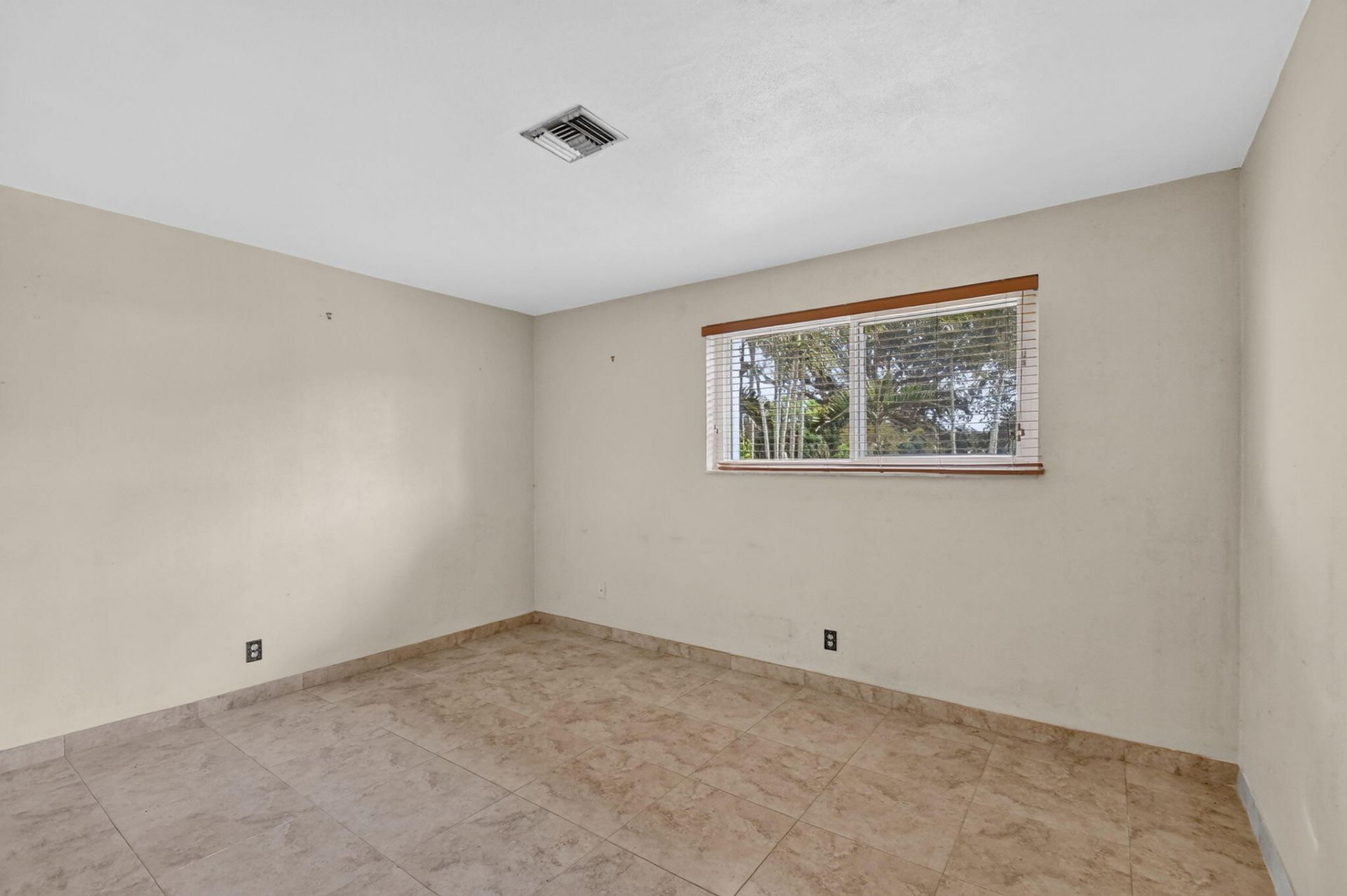 8 Bell Lane, West Palm Beach, FL 33406 Photo