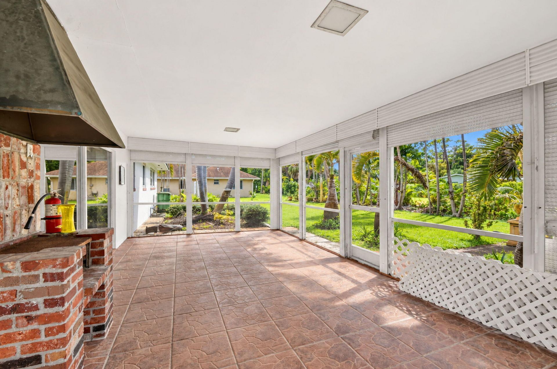 8 Bell Lane, West Palm Beach, FL 33406 Photo