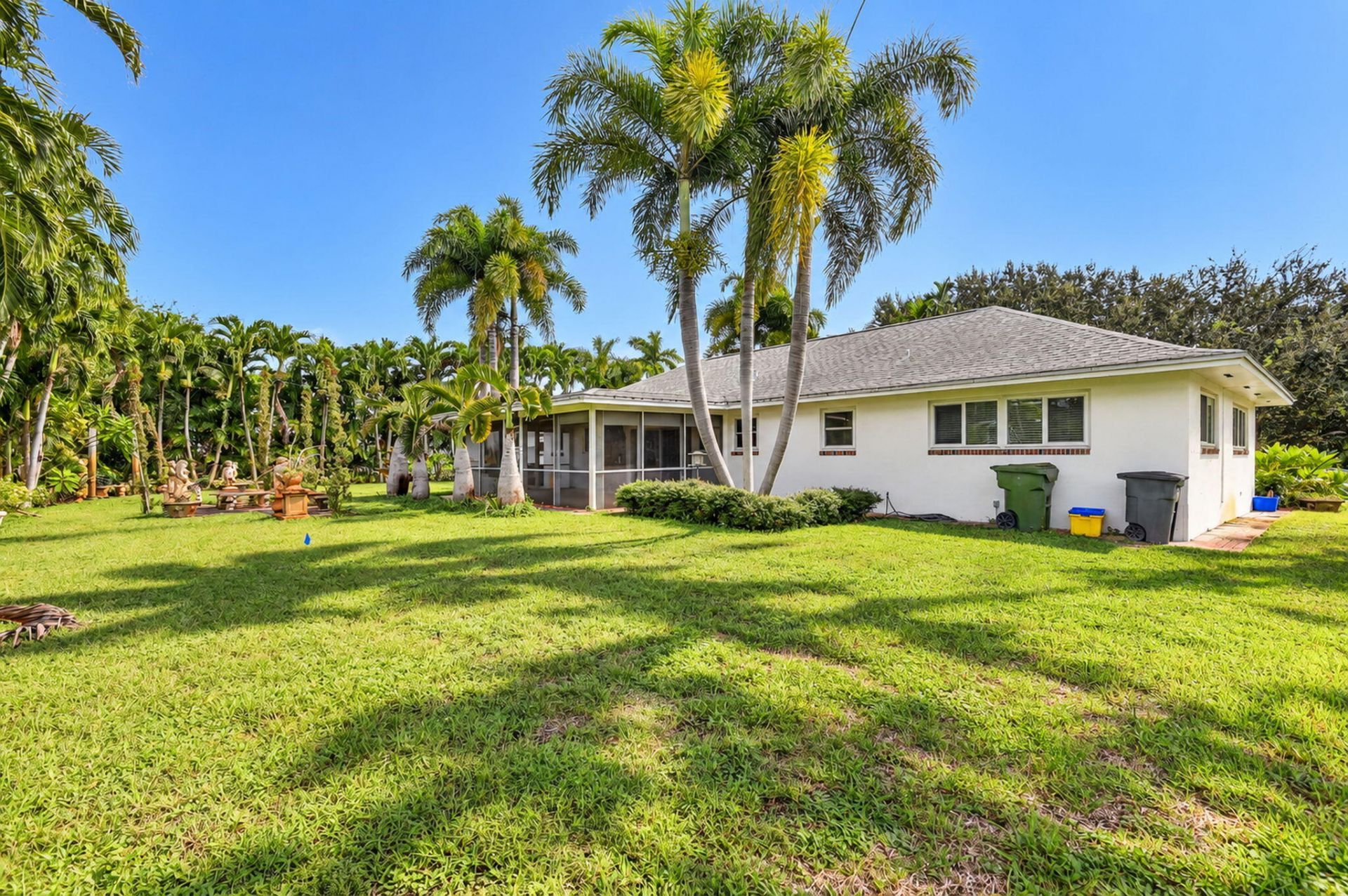 8 Bell Lane, West Palm Beach, FL 33406 Photo
