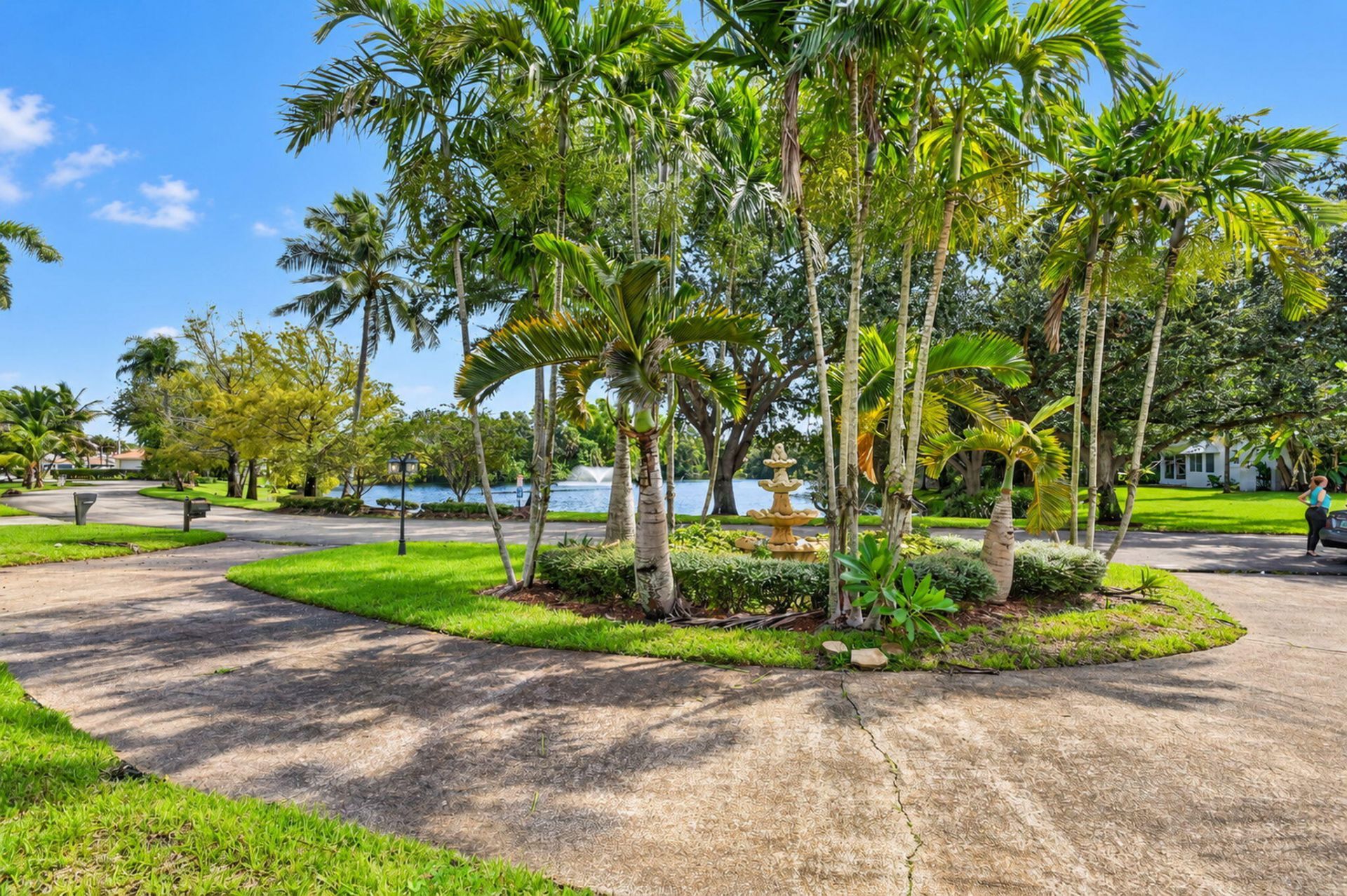 8 Bell Lane, West Palm Beach, FL 33406 Photo