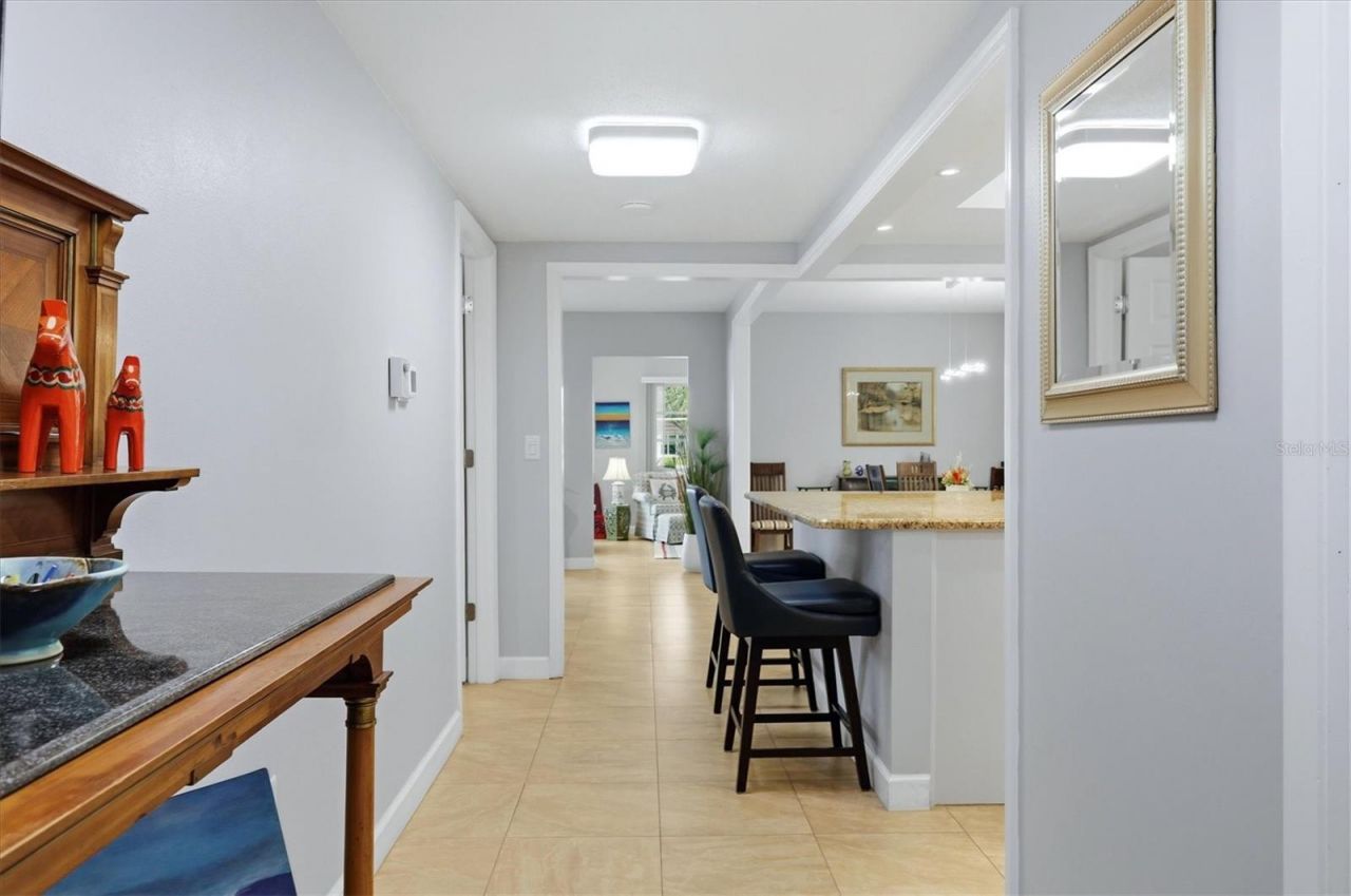 3944 Lakeside Road, Unit 160, Sarasota, FL 34232 Photo