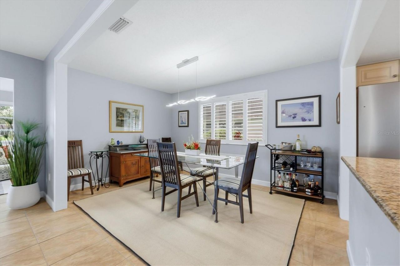 3944 Lakeside Road, Unit 160, Sarasota, FL 34232 Photo
