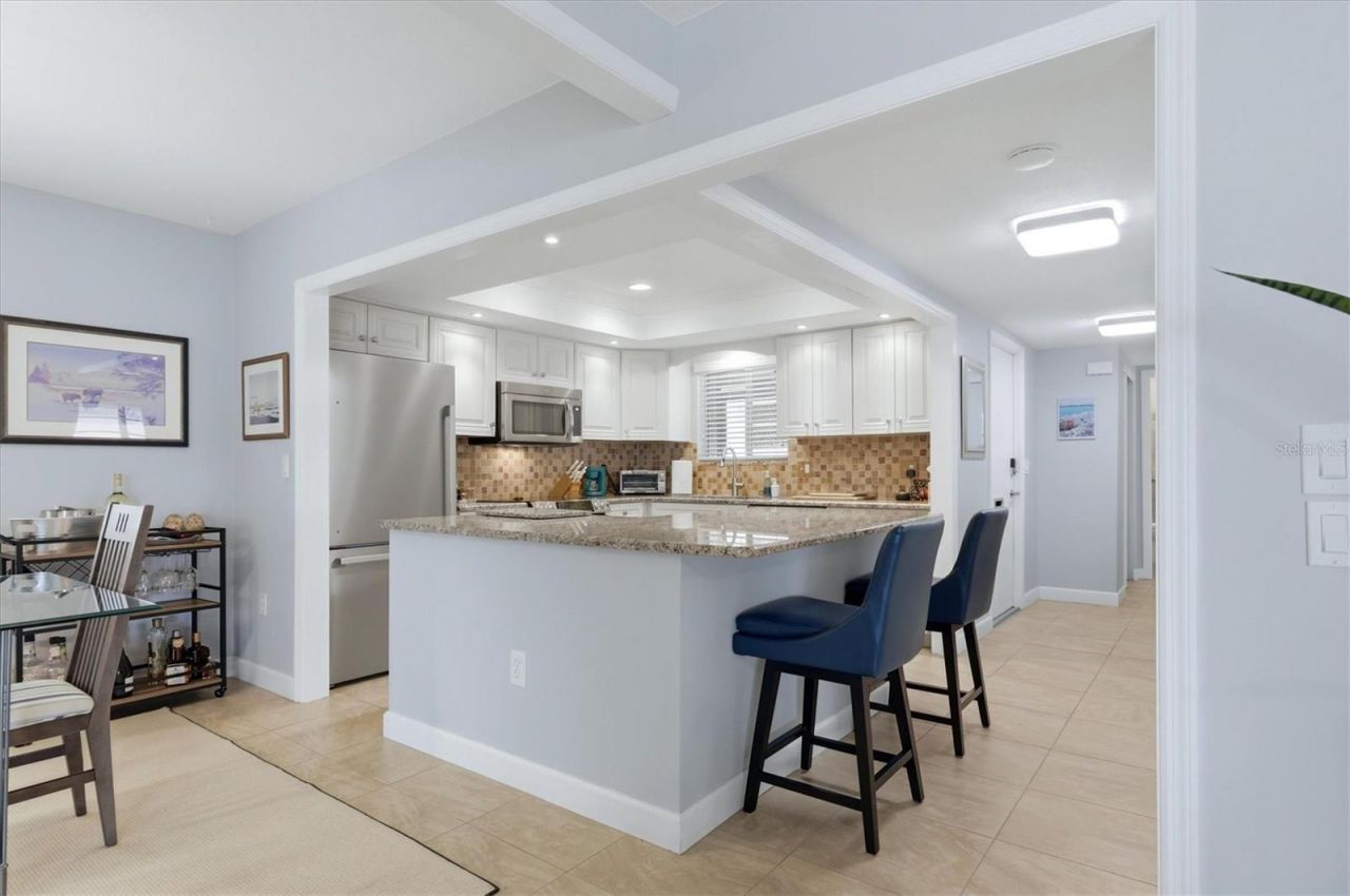 3944 Lakeside Road, Unit 160, Sarasota, FL 34232 Photo