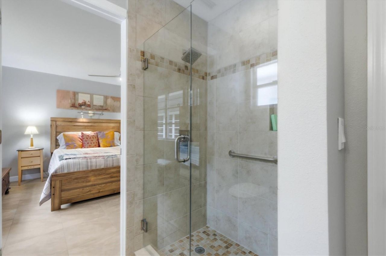 3944 Lakeside Road, Unit 160, Sarasota, FL 34232 Photo